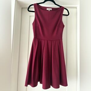 Stylish Burgundy Sleeveless Dress